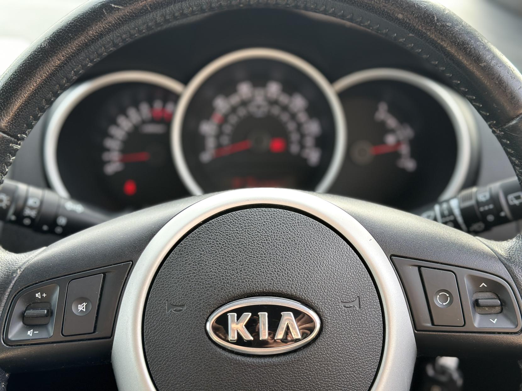 Kia Venga 1.6 2 MPV 5dr Petrol Auto Euro 5 (123 bhp)