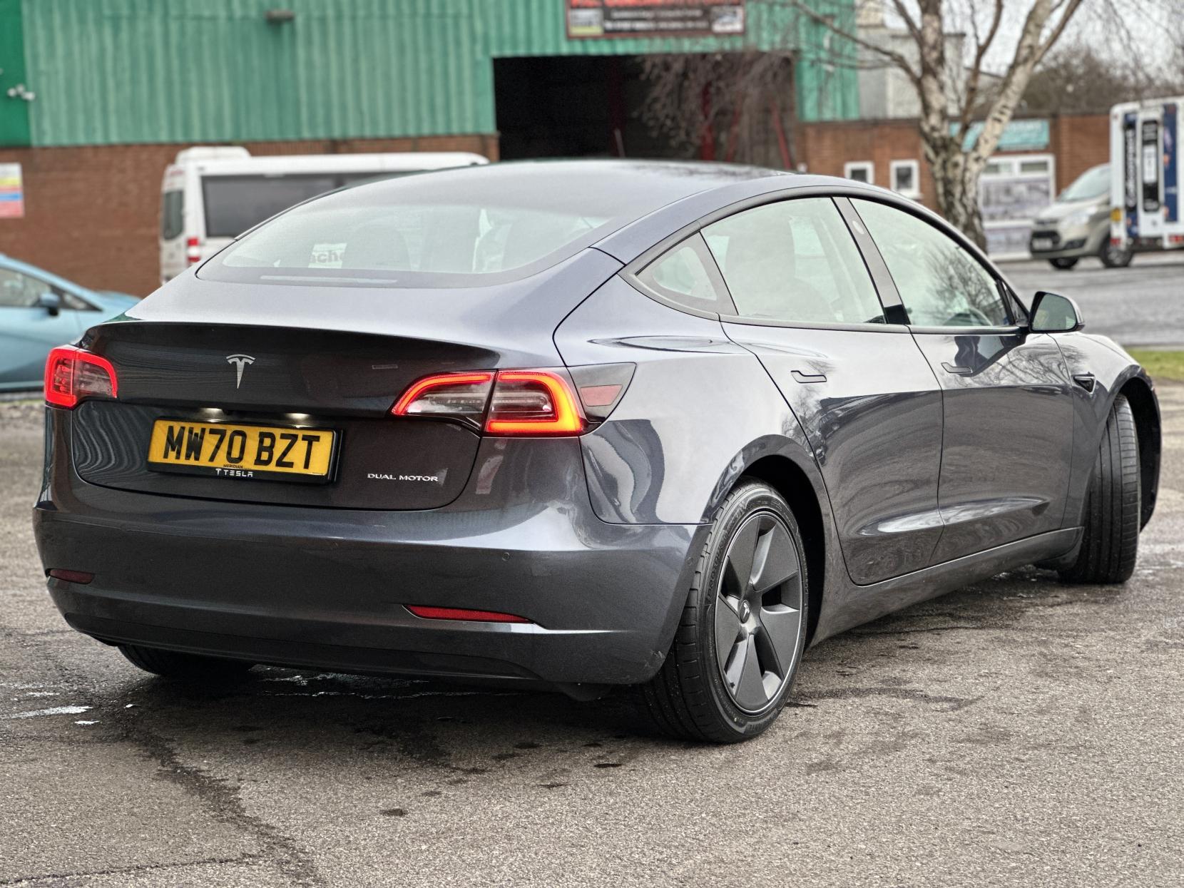 Tesla Model 3 (Dual Motor) Long Range Saloon 4dr Electric Auto 4WDE (346 ps)