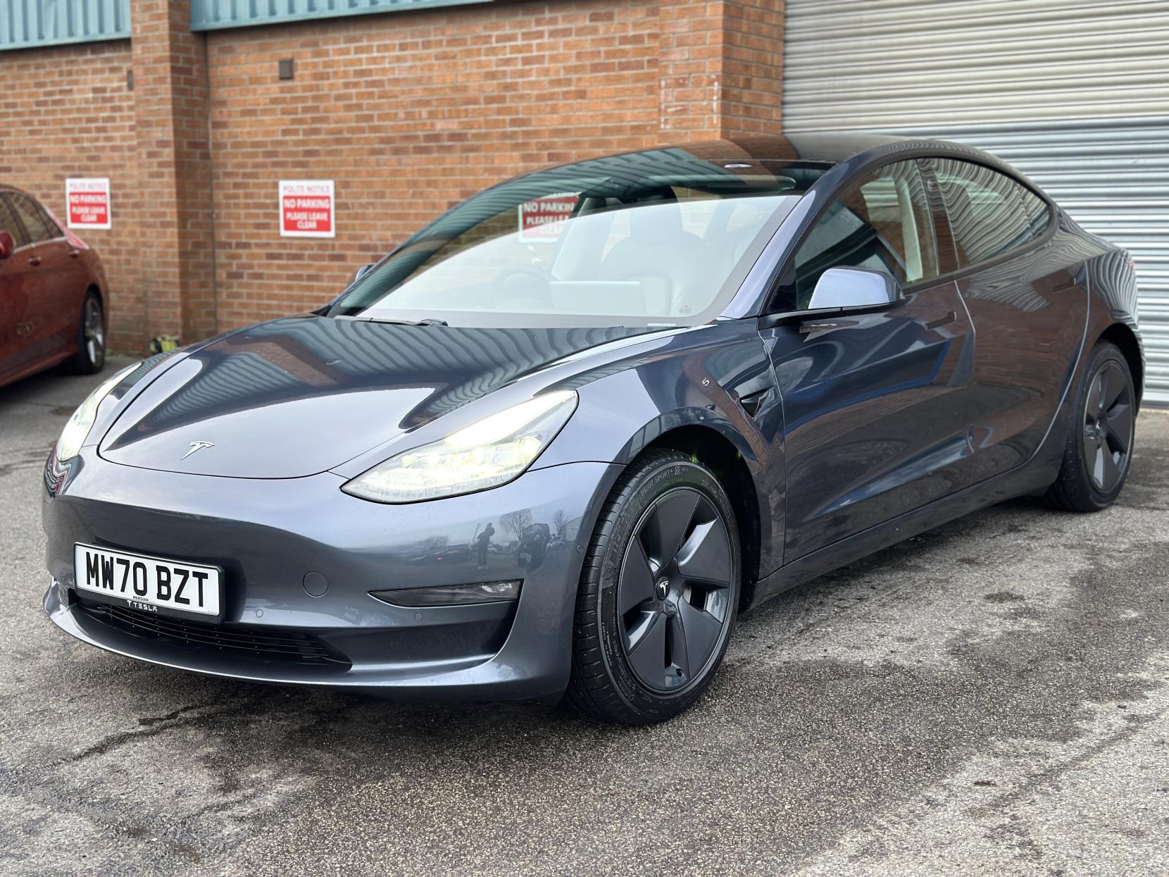 Tesla Model 3 (Dual Motor) Long Range Saloon 4dr Electric Auto 4WDE (346 ps)