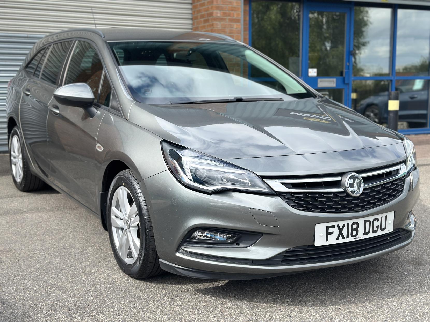 Vauxhall Astra 1.6 CDTi ecoFLEX Design Sports Tourer 5dr Diesel Manual Euro 6 (s/s) (110 ps)