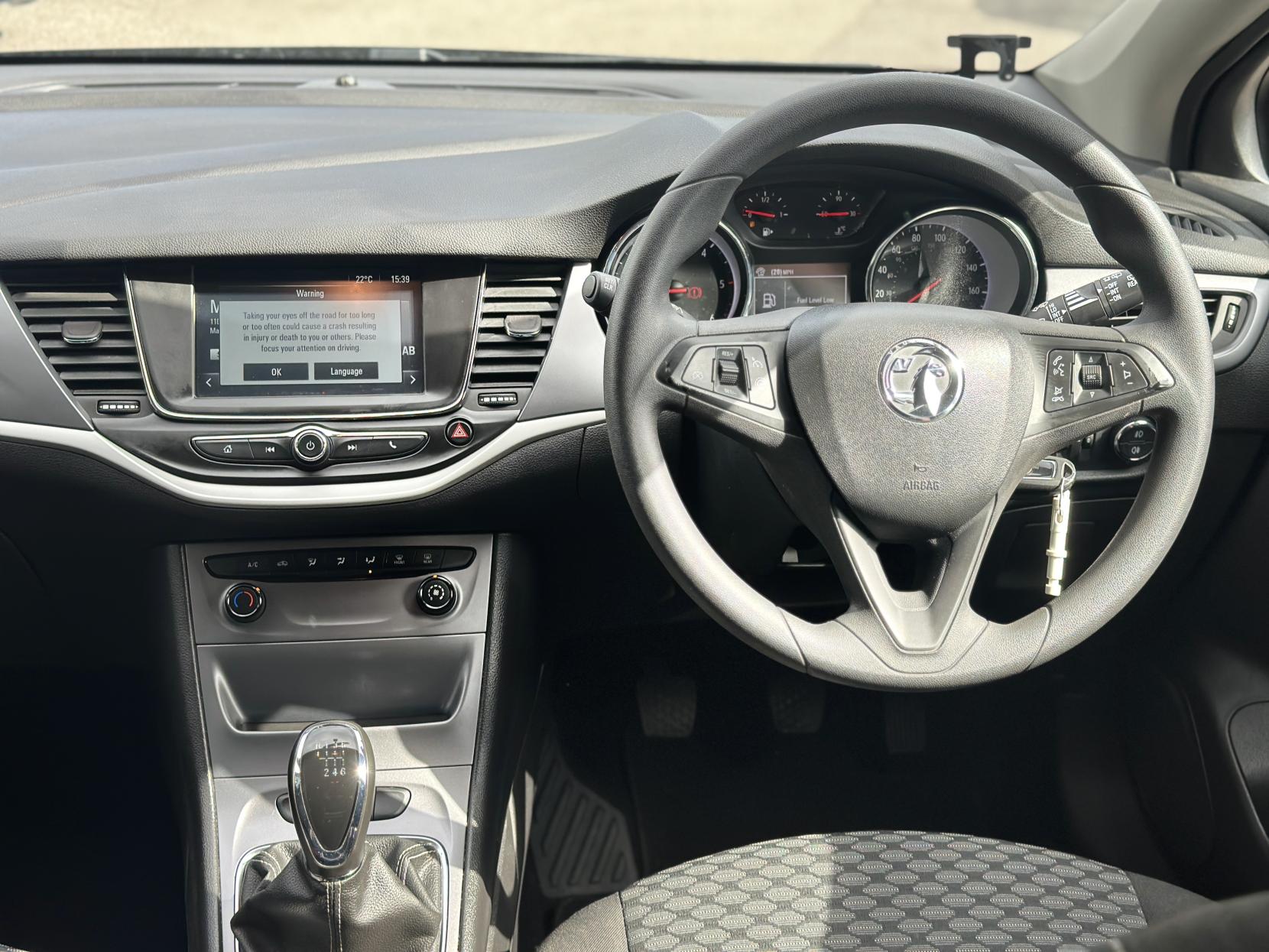 Vauxhall Astra 1.6 CDTi ecoFLEX Design Sports Tourer 5dr Diesel Manual Euro 6 (s/s) (110 ps)