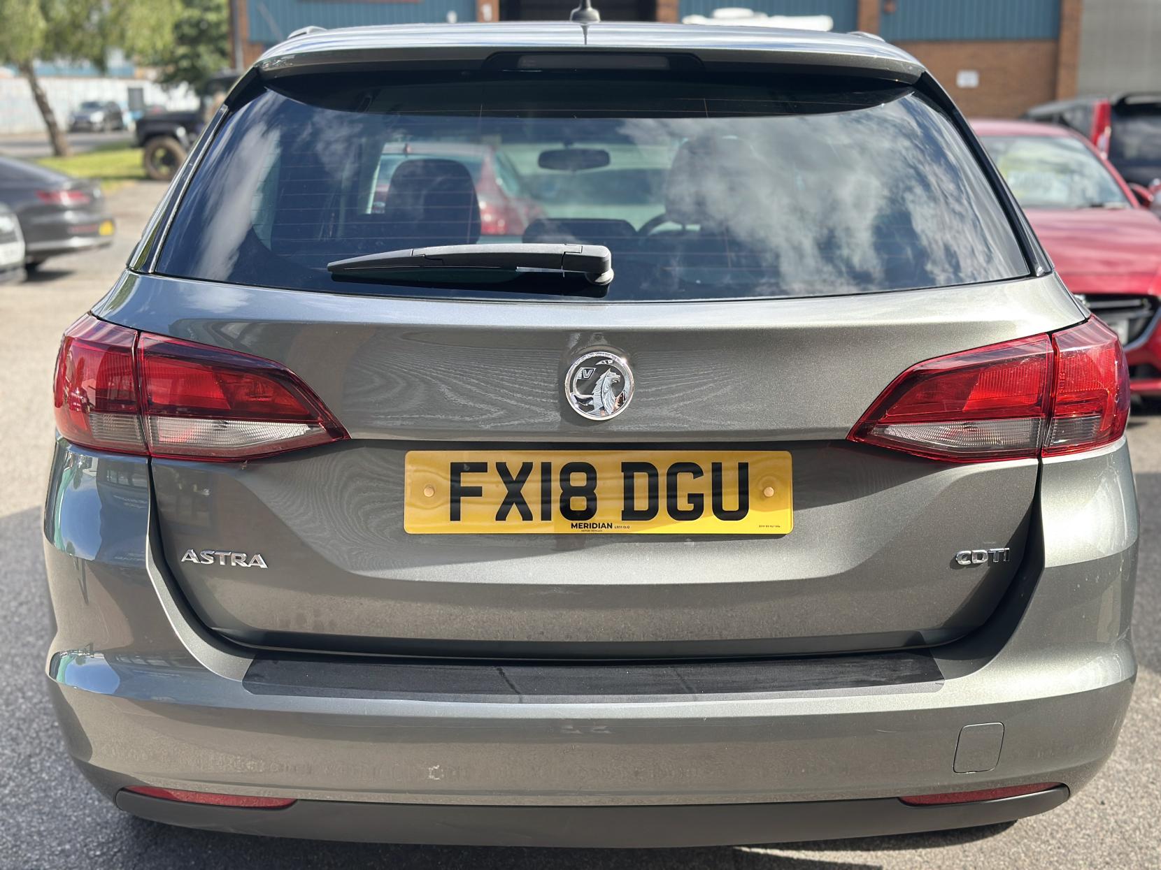Vauxhall Astra 1.6 CDTi ecoFLEX Design Sports Tourer 5dr Diesel Manual Euro 6 (s/s) (110 ps)