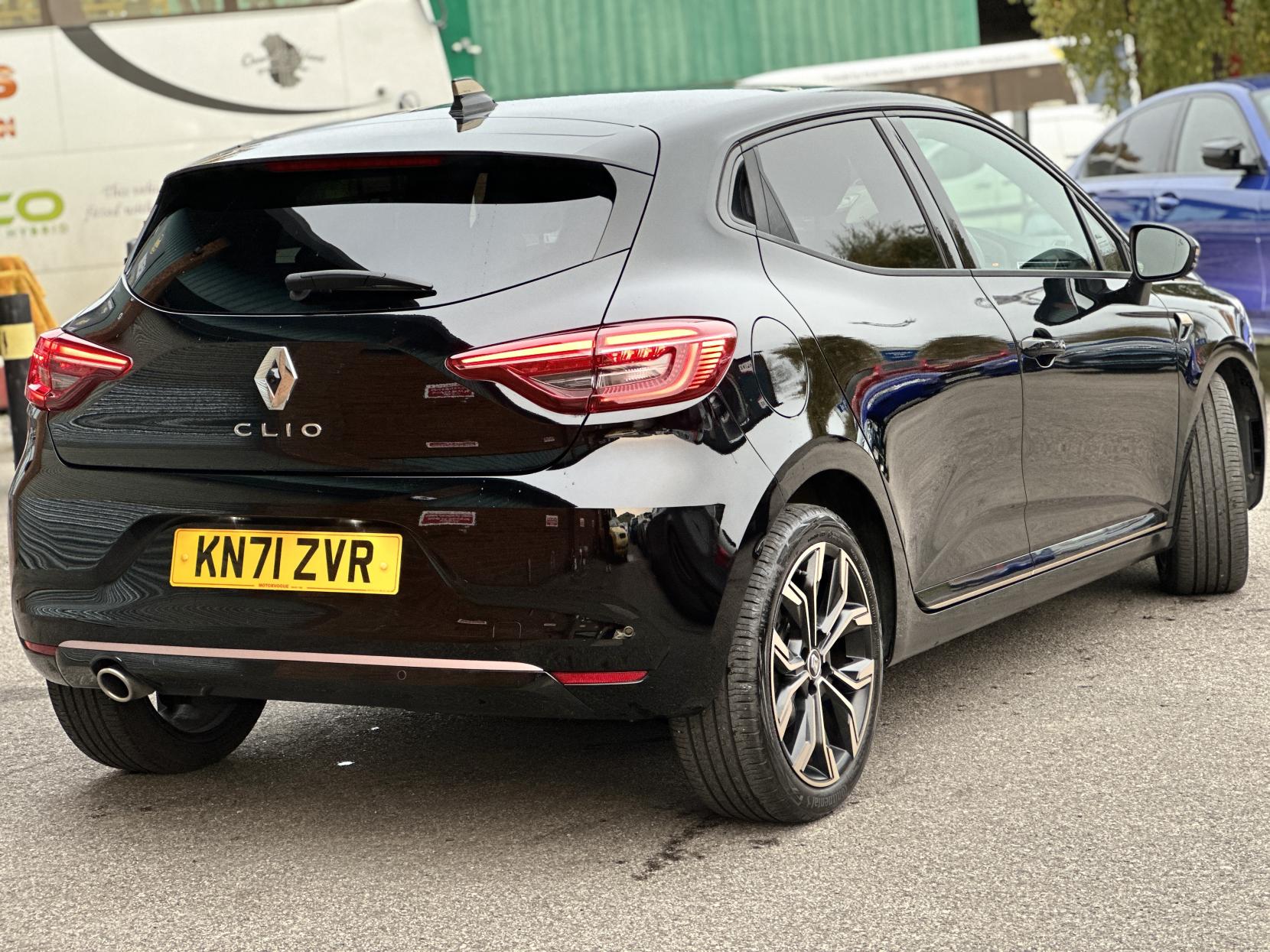 Renault Clio 1.0 TCe Lutecia Hatchback 5dr Petrol Manual Euro 6 (s/s) (90 ps)