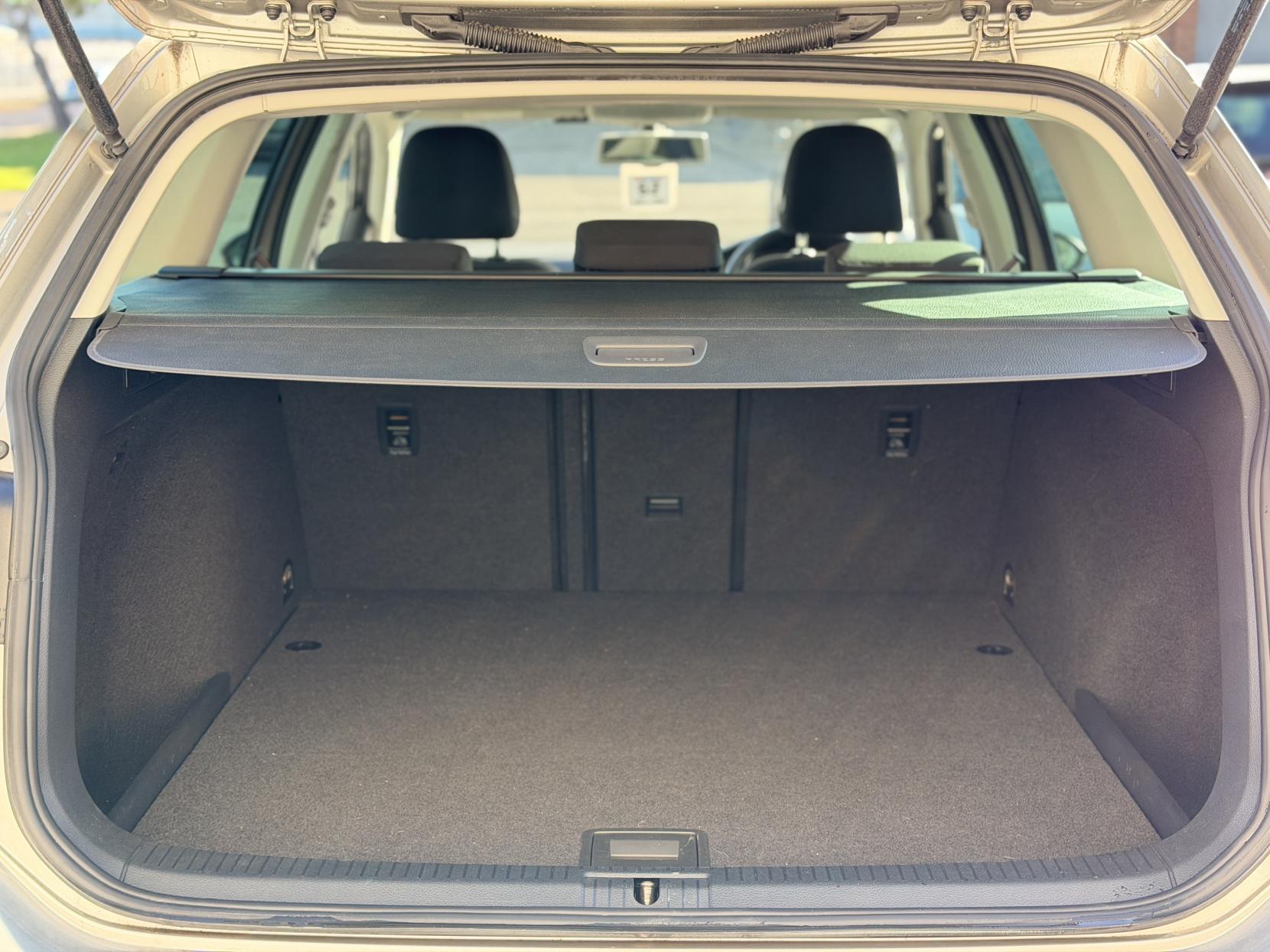 Volkswagen Golf 1.2 TSI BlueMotion Tech S Estate 5dr Petrol DSG