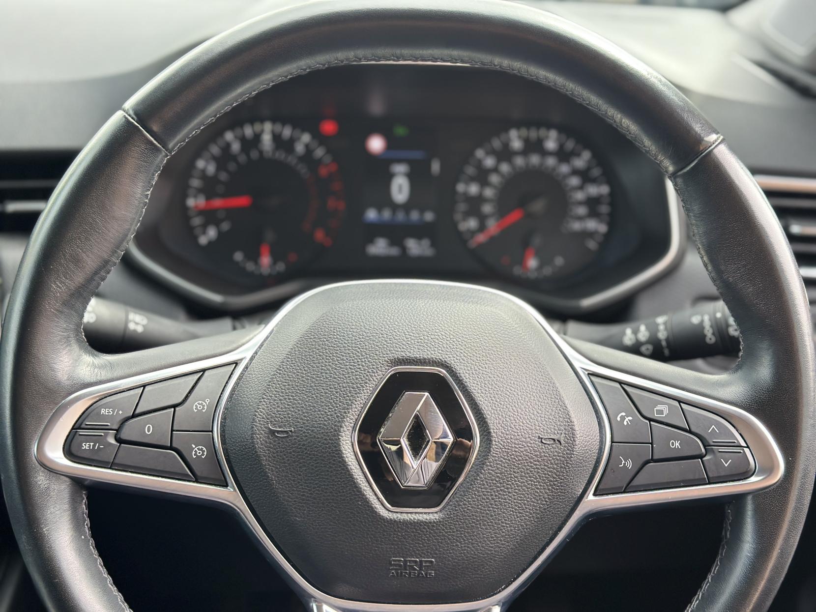 Renault Clio 1.0 TCe Iconic Hatchback 5dr Petrol Manual Euro 6 (s/s) (100 ps)