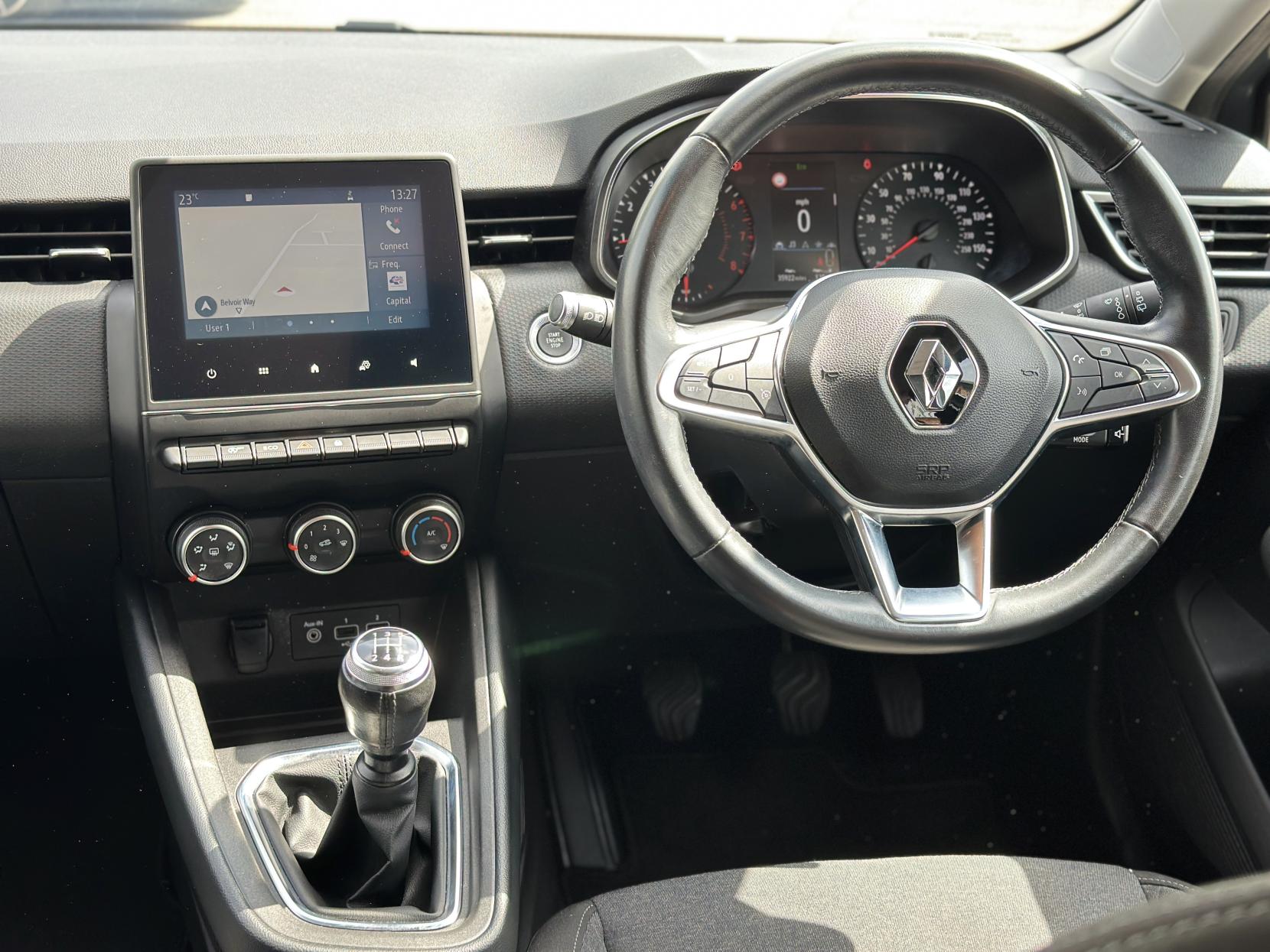 Renault Clio 1.0 TCe Iconic Hatchback 5dr Petrol Manual Euro 6 (s/s) (100 ps)