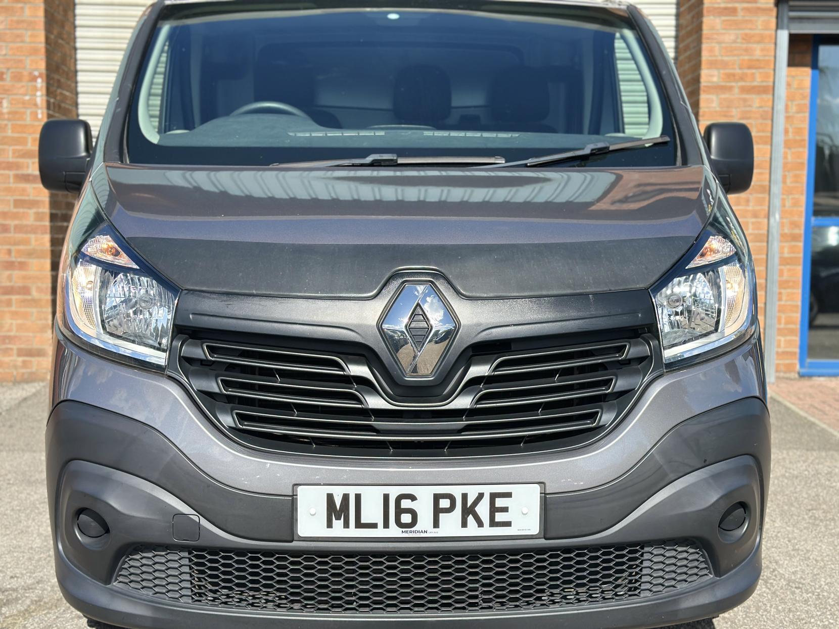 Renault Trafic 1.6 dCi 29 Business Panel Van 5dr Diesel Manual LWB Standard Roof Euro 5 (115 ps)