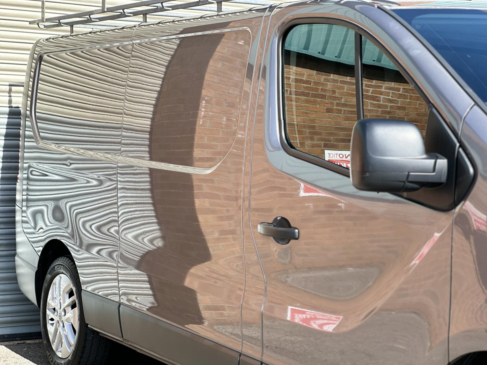 Renault Trafic 1.6 dCi 29 Business Panel Van 5dr Diesel Manual LWB Standard Roof Euro 5 (115 ps)