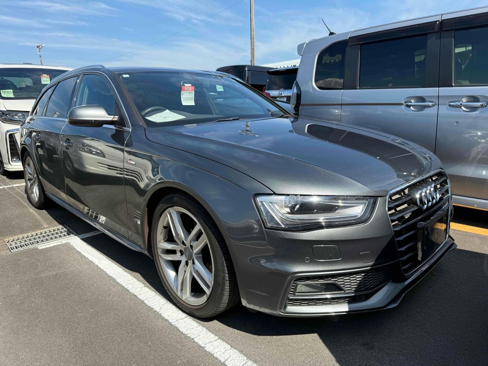 Audi A4 Avant 2.0 TFSI S line Estate 5dr Petrol S Tronic quattro Euro 5 (s/s) (211 ps)