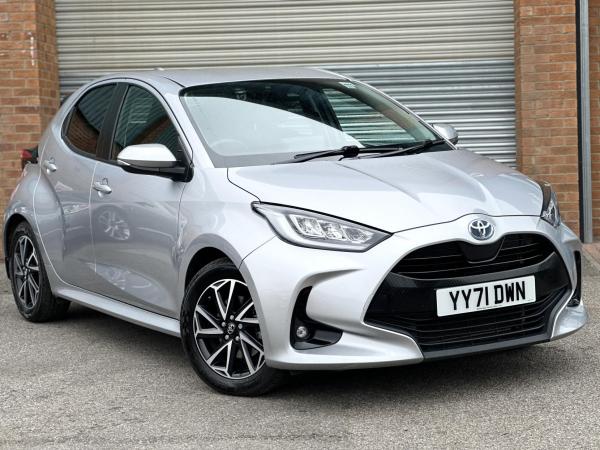 Toyota Yaris 1.5 VVT-h Design Hatchback 5dr Petrol Hybrid E-CVT Euro 6 (s/s) (116 ps)