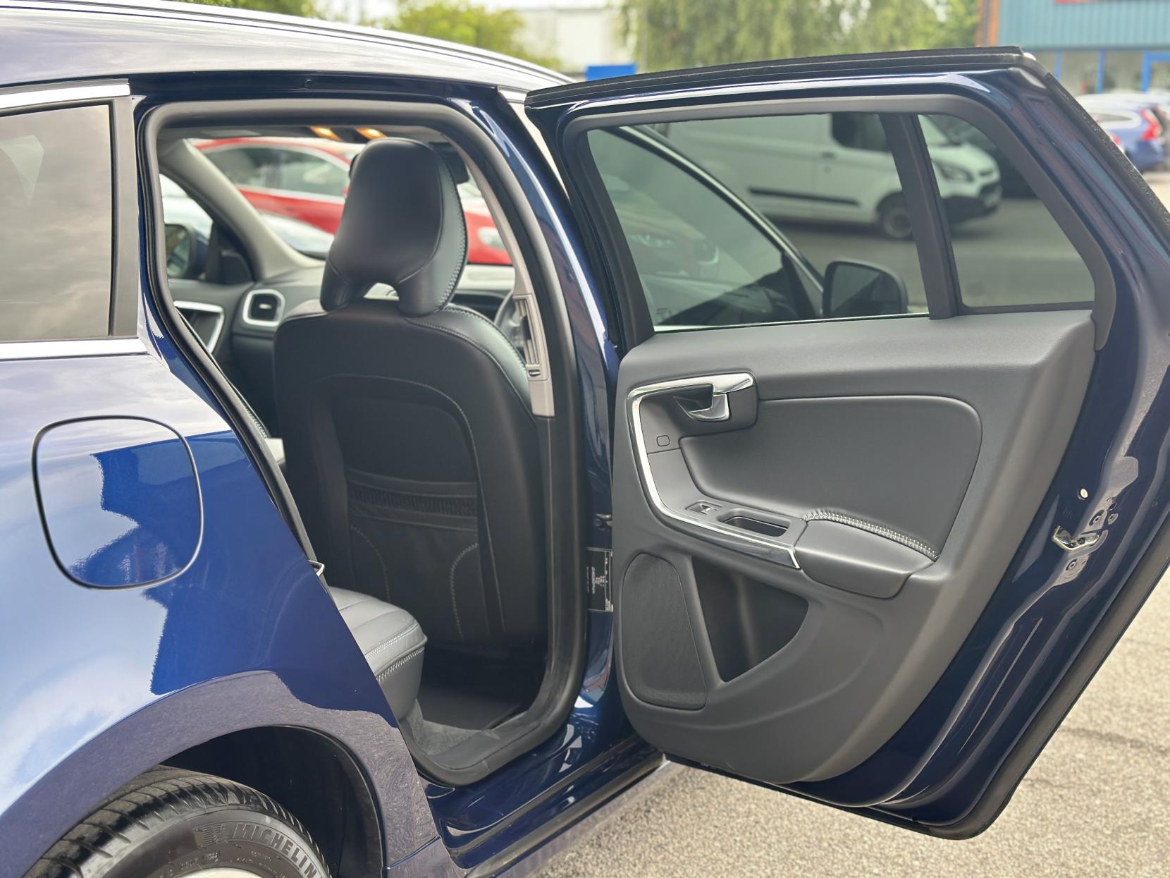 Volvo V60 1.6 Ocean Race Nav Estate (2010 - 2013)