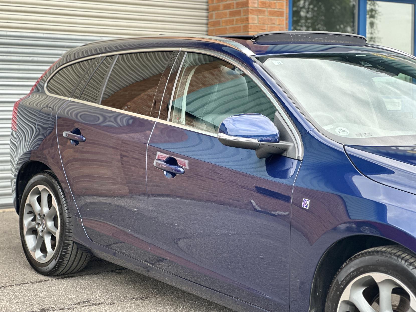 Volvo V60 1.6 Ocean Race Nav Estate (2010 - 2013)