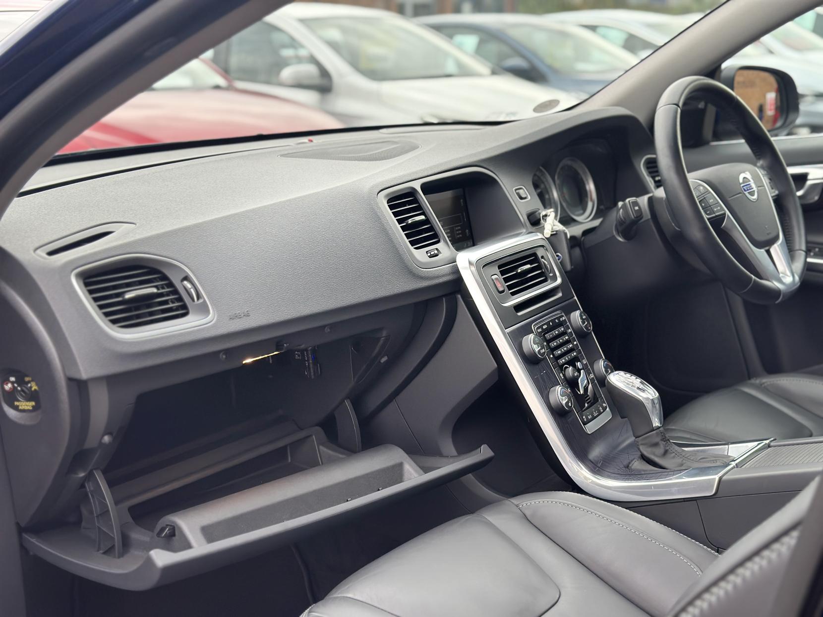 Volvo V60 1.6 Ocean Race Nav Estate (2010 - 2013)
