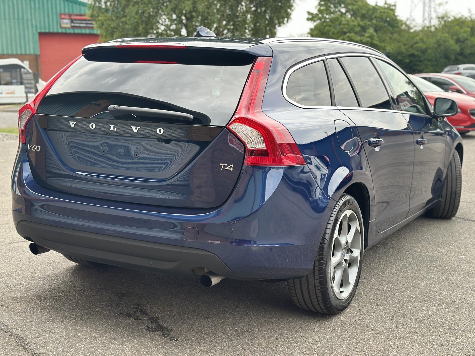 Volvo V60 1.6 Ocean Race Nav Estate (2010 - 2013)