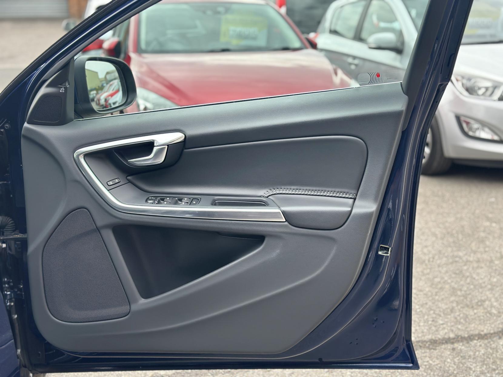 Volvo V60 1.6 Ocean Race Nav Estate (2010 - 2013)