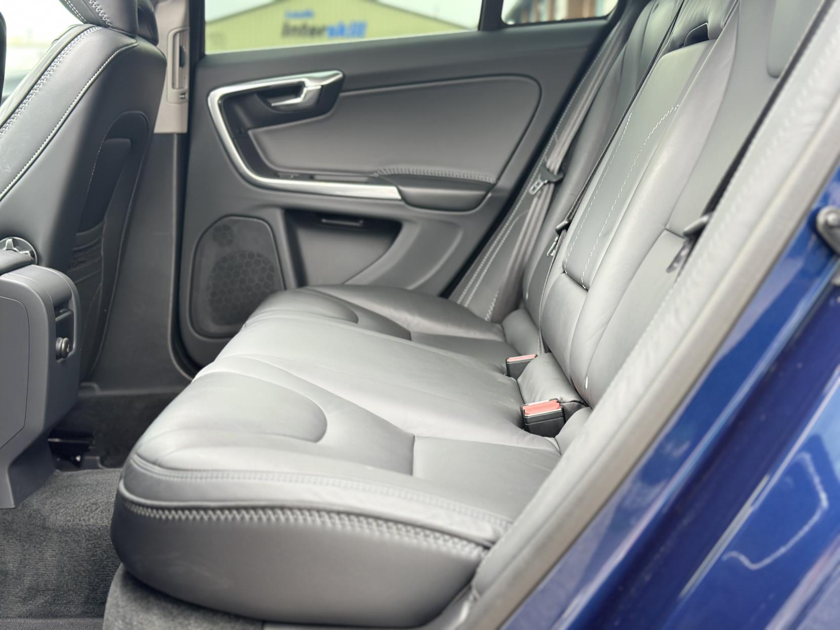 Volvo V60 1.6 Ocean Race Nav Estate (2010 - 2013)