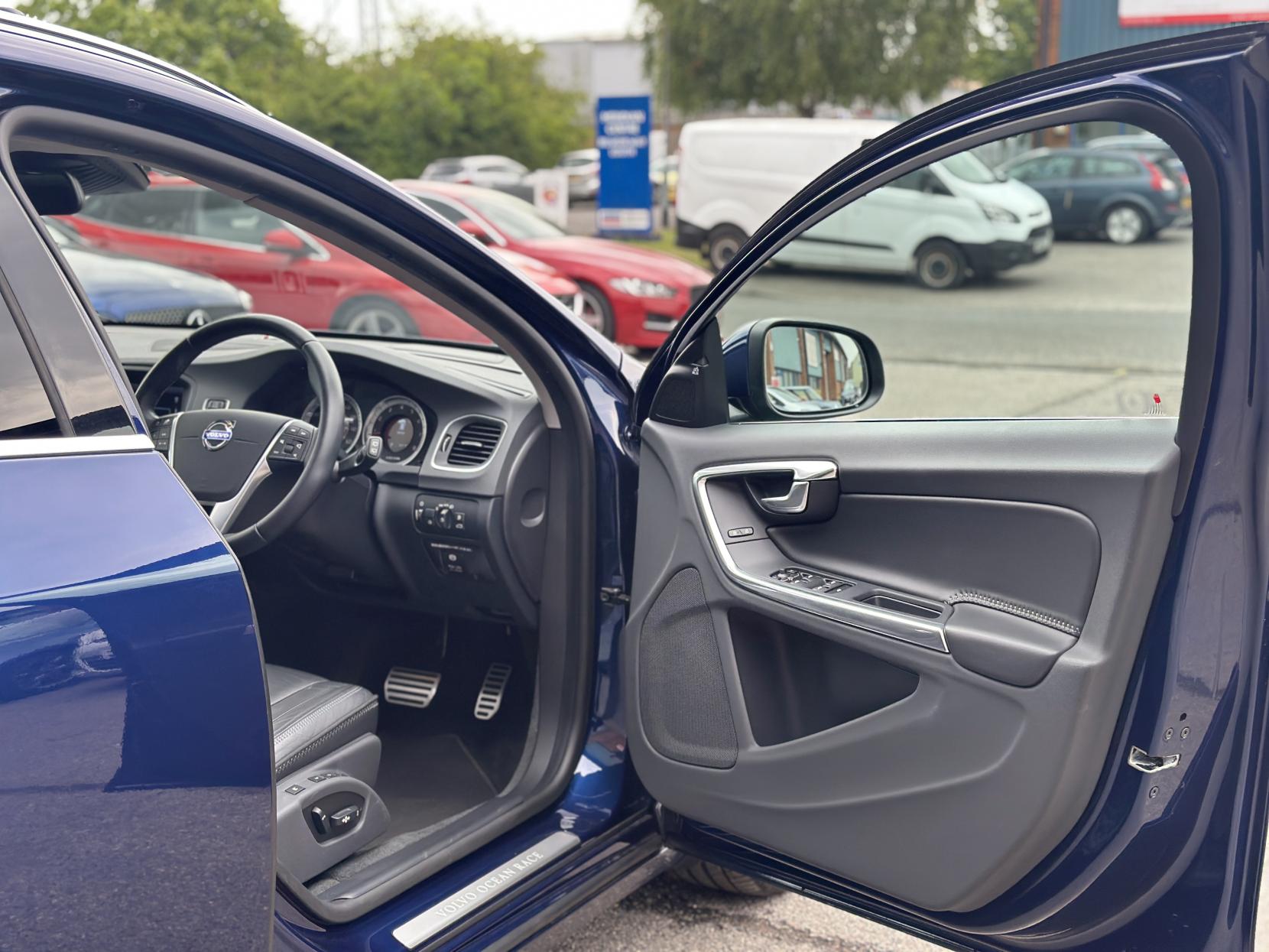 Volvo V60 1.6 Ocean Race Nav Estate (2010 - 2013)