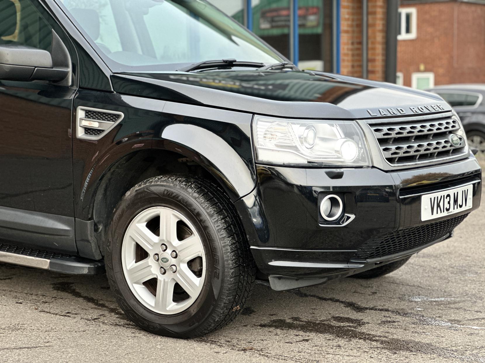 Land Rover Freelander 2 2.2 TD4 GS SUV 5dr Diesel Manual 4WD Euro 5 (s/s) (150 ps)