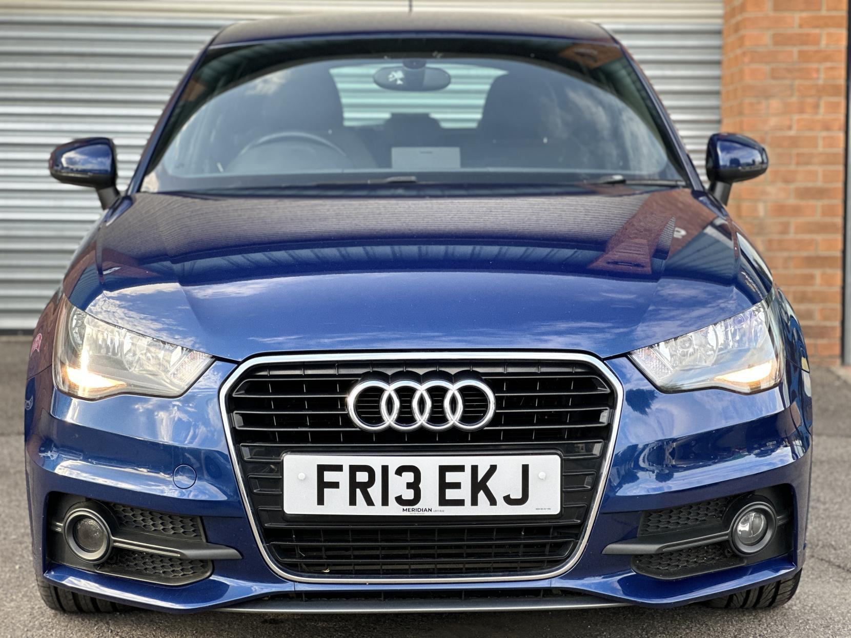 Audi A1 1.6 TDI S line Sportback 5dr Diesel Manual Euro 5 (s/s) (105 ps)