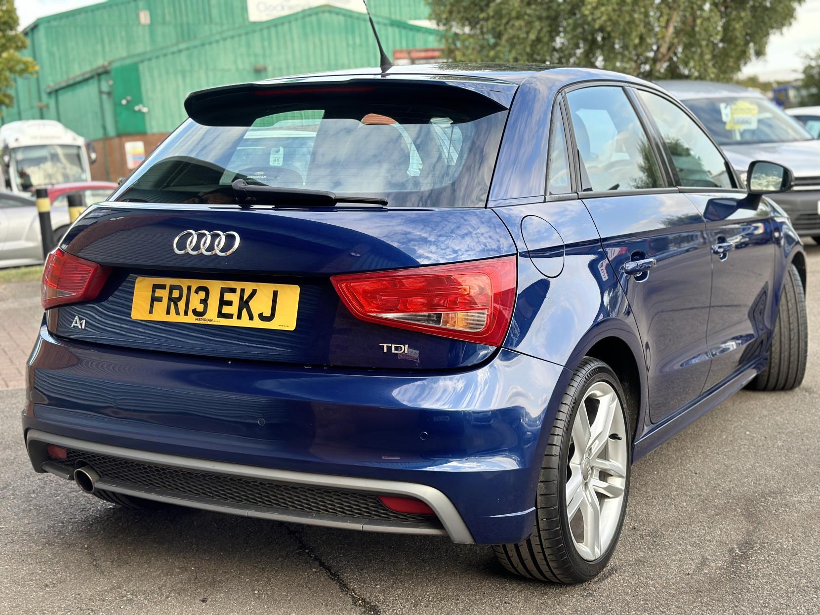 Audi A1 1.6 TDI S line Sportback 5dr Diesel Manual Euro 5 (s/s) (105 ps)