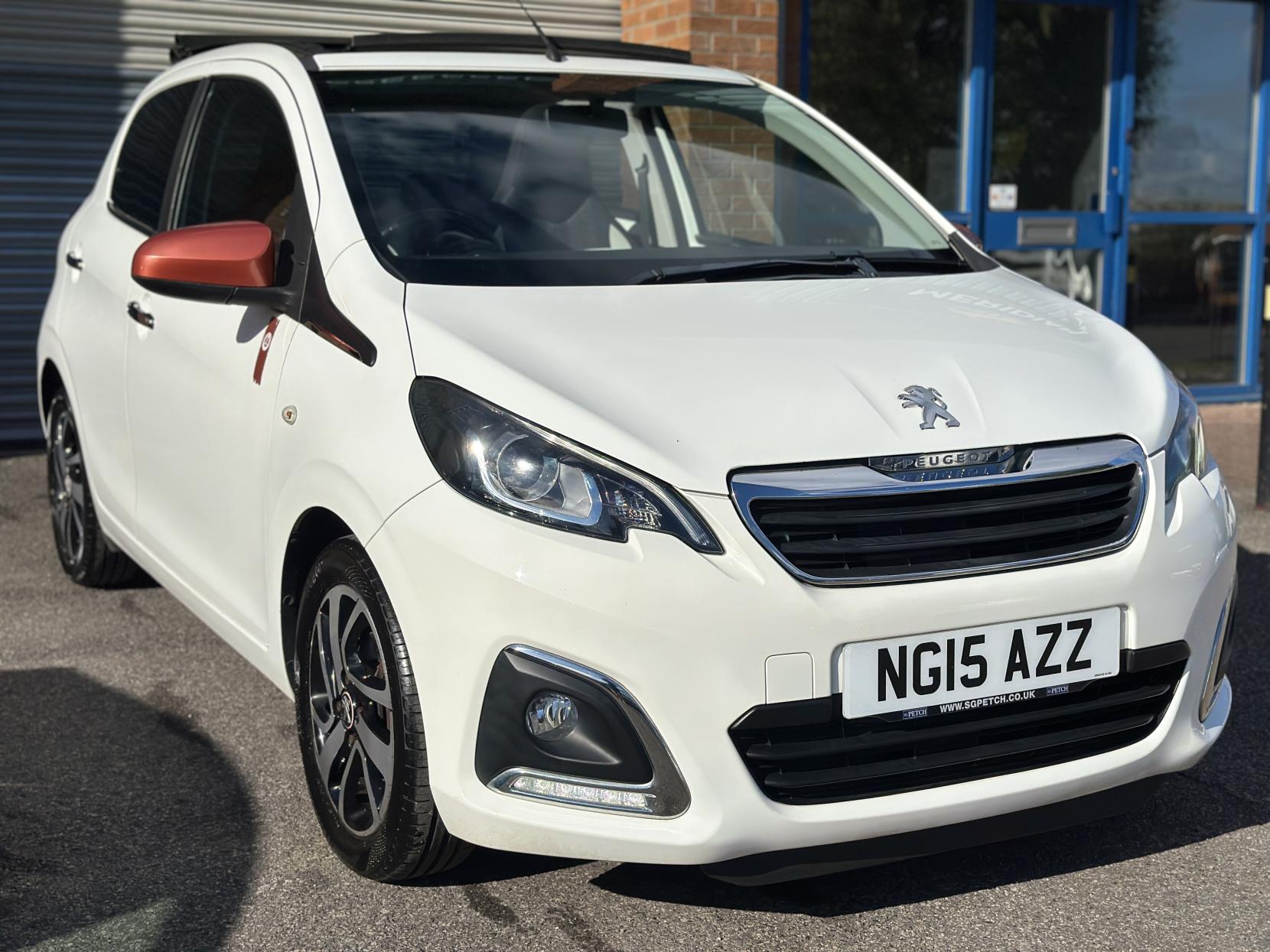 Peugeot 108 1.2 PureTech Roland Garros Top! 5dr Petrol Manual Euro 6 (82 ps)