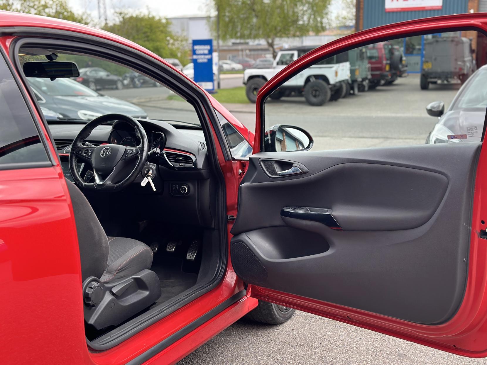 Vauxhall Corsa 1.4i ecoFLEX Limited Edition Hatchback 3dr Petrol Manual Euro 6 (75 ps)