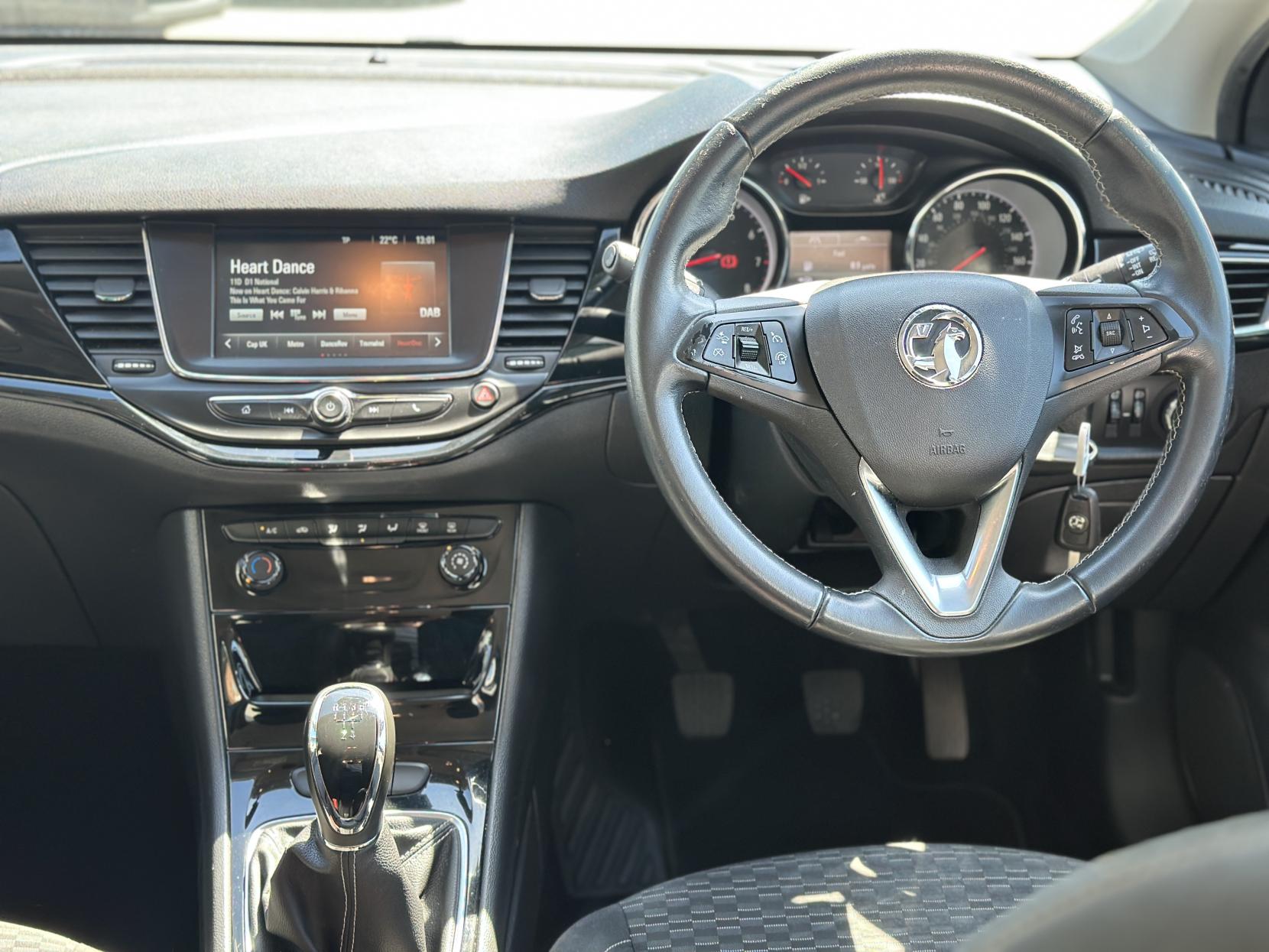 Vauxhall Astra 1.4i SRi Hatchback 5dr Petrol Manual Euro 6 (100 ps)