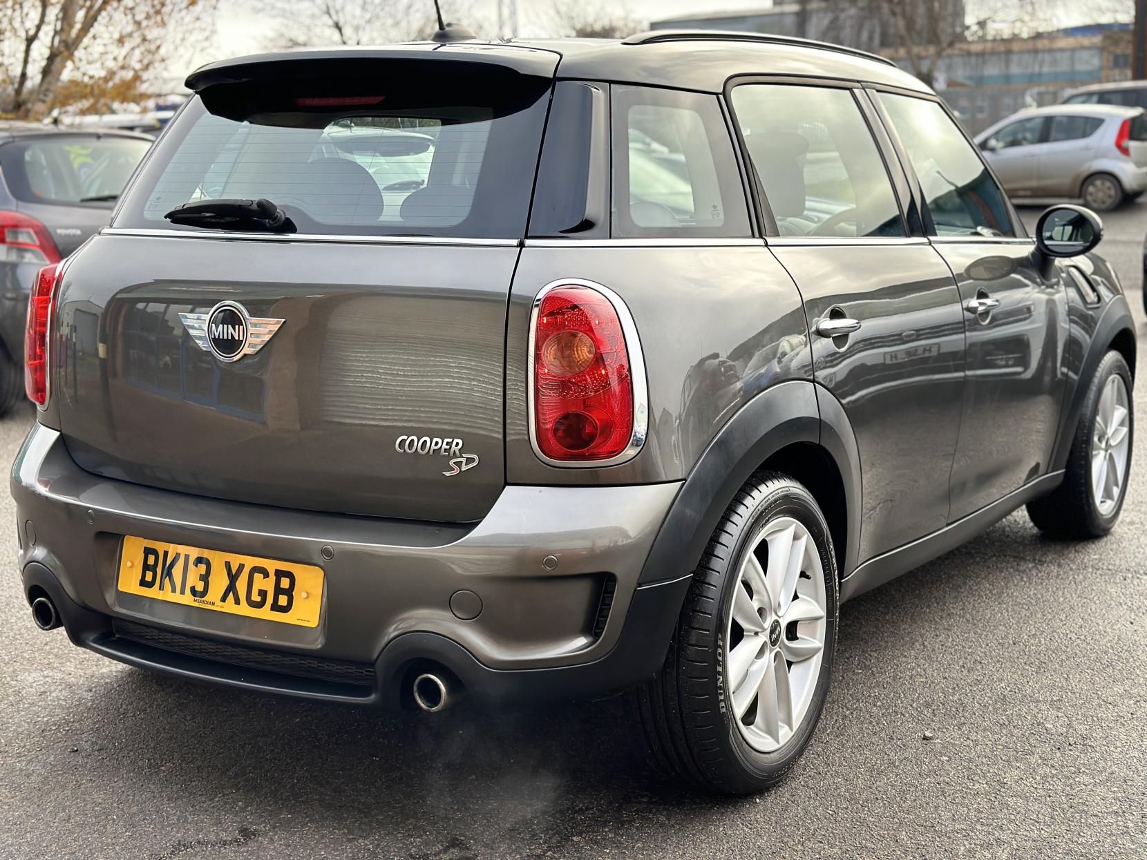 MINI Countryman 2.0 Cooper SD SUV 5dr Diesel Auto Euro 5 (143 ps)