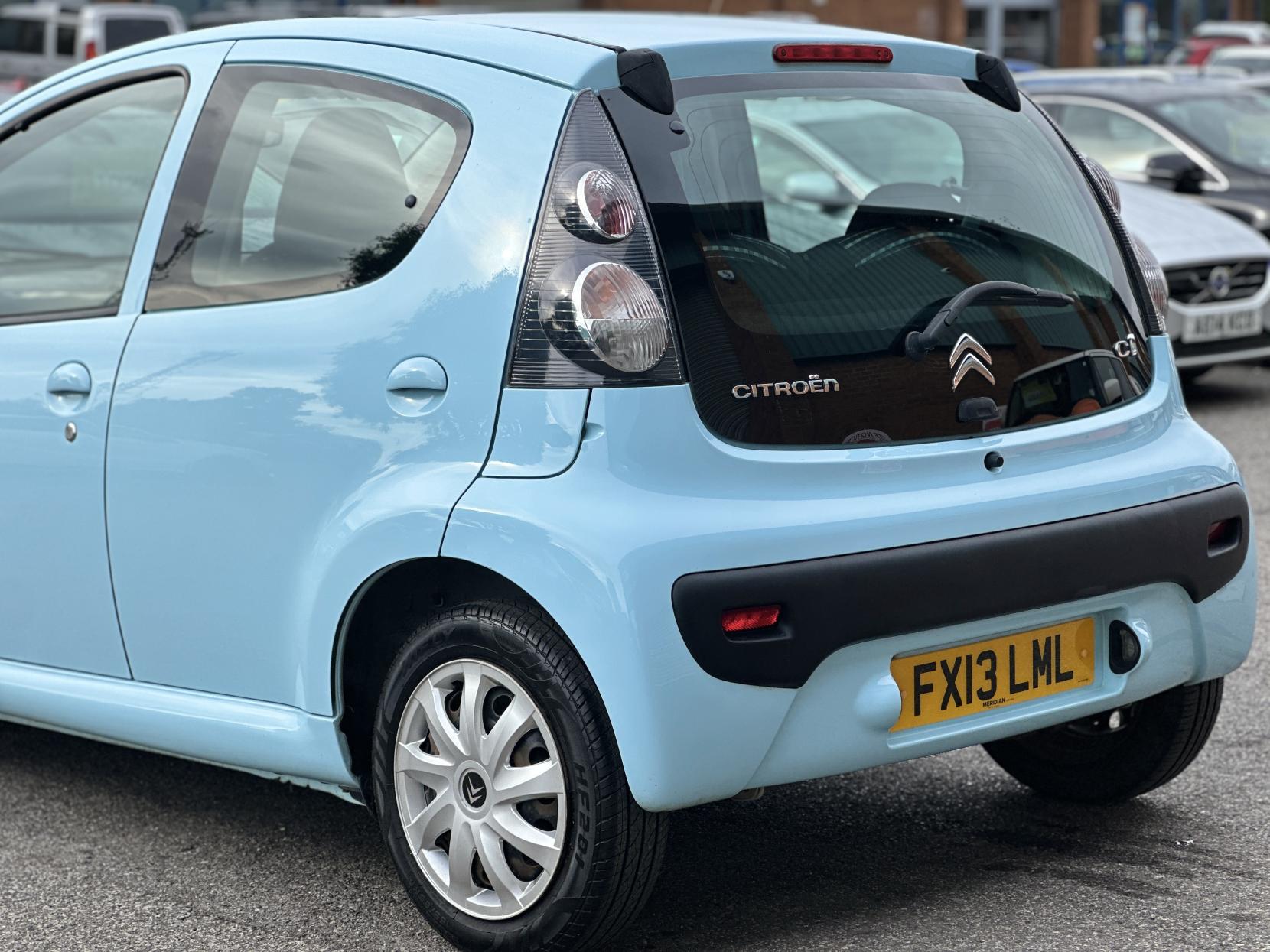 Citroen C1 1.0i VTR Hatchback 5dr Petrol Manual Euro 5 (68 ps)
